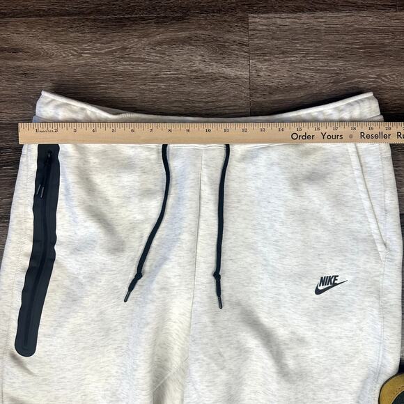 Nike Sportswear Tech Fleece Joggers Birch Heather NWT Men’s Size XXL FB8002-051 - Picture 5 of 6